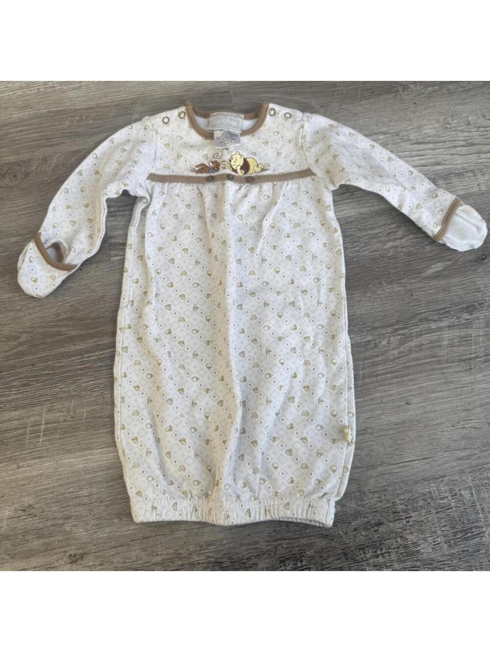Disney Winnie the pooh cream nightgown